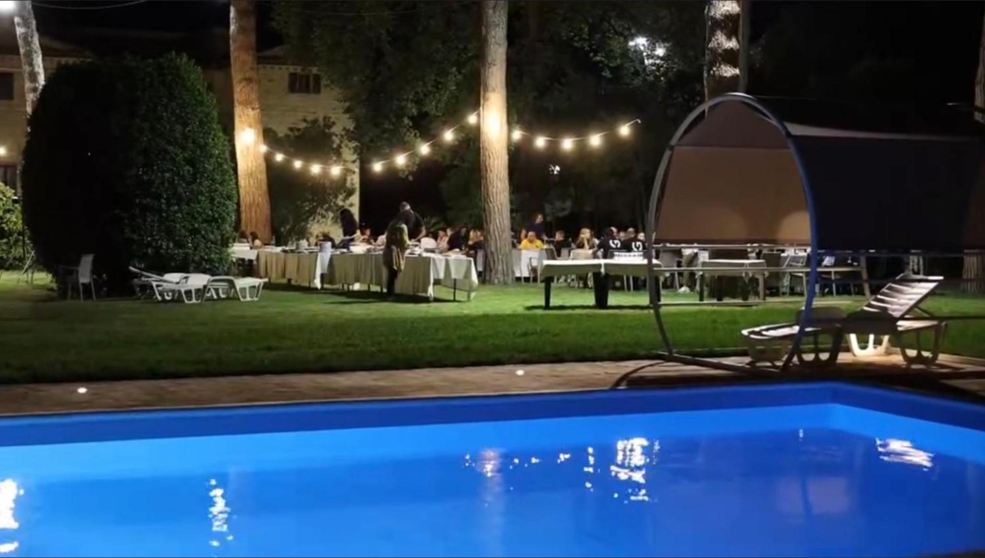 Resort Restaurant Villa Berta Сан-Северино-Марке Екстер'єр фото